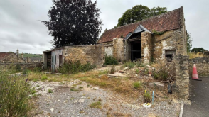 Barn for conversion in Bath photo